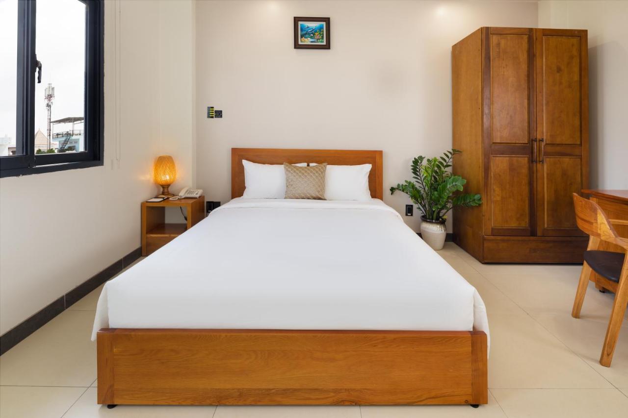 Lara Hotel Long Xuyên Dış mekan fotoğraf
