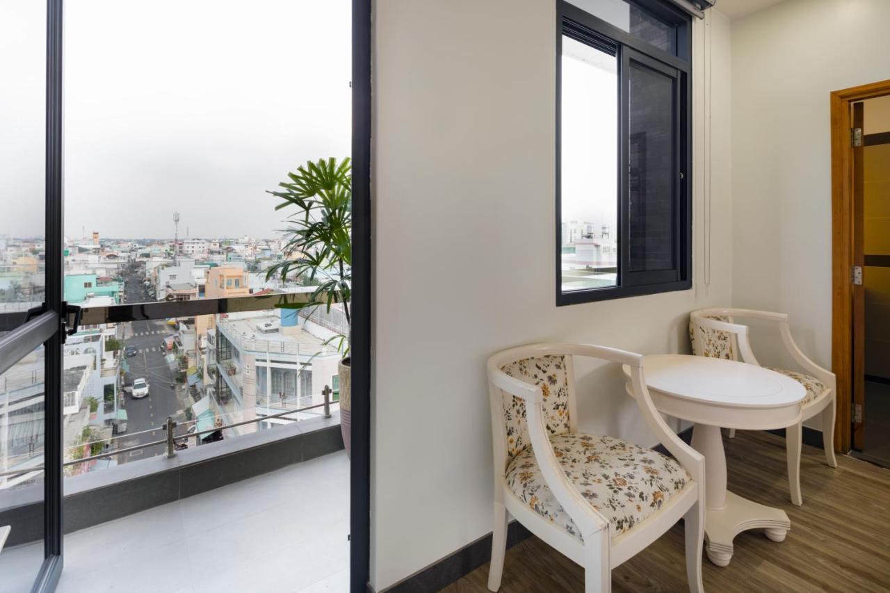 Lara Hotel Long Xuyên Dış mekan fotoğraf