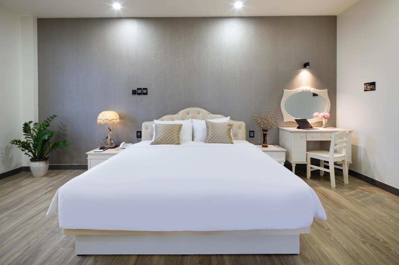 Lara Hotel Long Xuyên Dış mekan fotoğraf